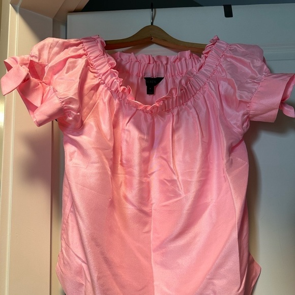 JCREW Barbie pink off the shoulder top - Picture 3 of 3